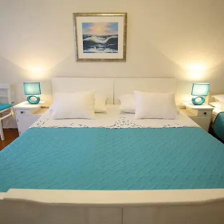 Island Apartment Molat